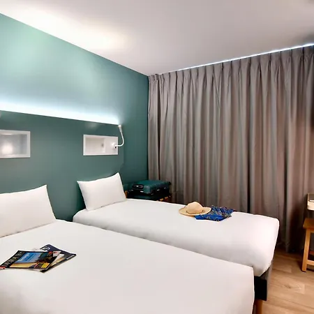 Ibis Budget Nazaire Centre Gare סן נזאר